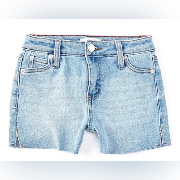 Shorts - Picture 2 of 9